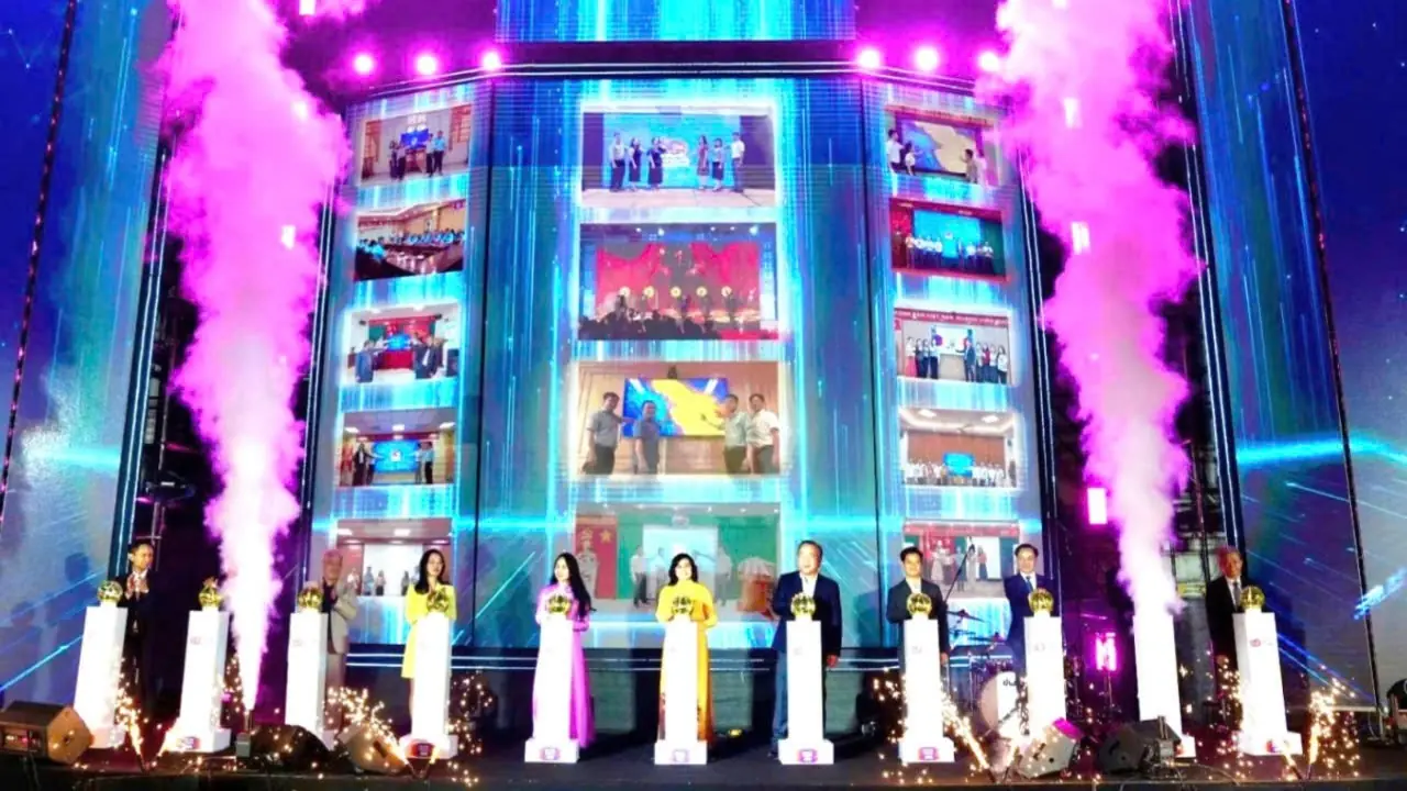 Khai mạc Ngày mua sắm trực tuyến lớn nhất trong năm